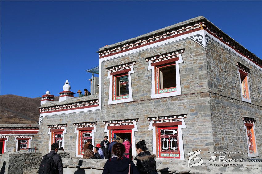 康定11·22地震災后恢復重建啟動(dòng)一周年掠影