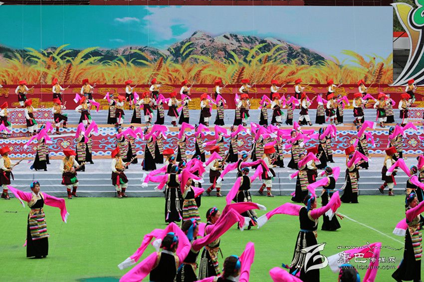 第九屆康巴藝術(shù)節開(kāi)幕式彩排掠影