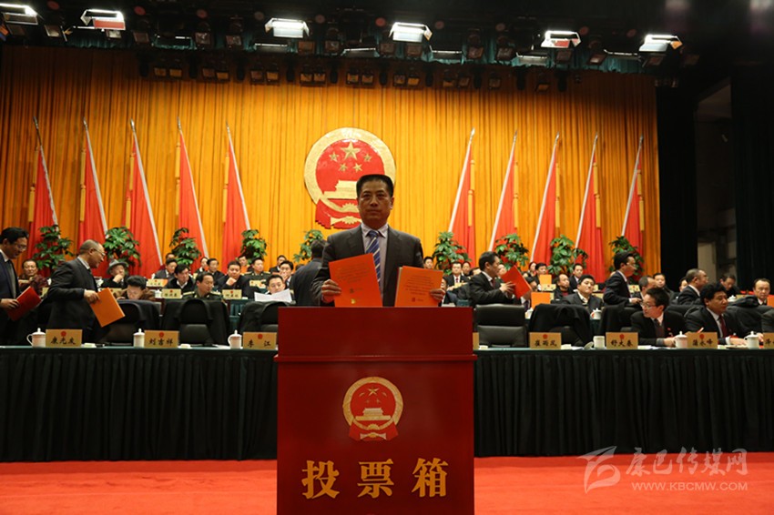 藍圖繪就 奮力前行——州十二屆人大一次會(huì )議閉幕掠影