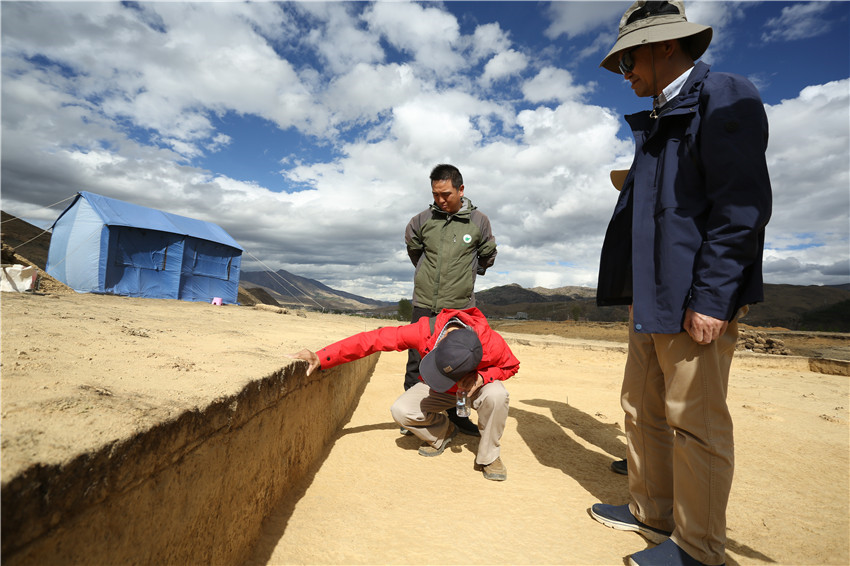 觀(guān)察地層.JPG