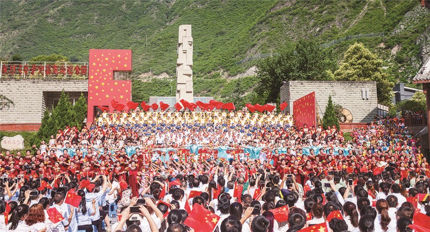 唱響長(cháng)征.jpg