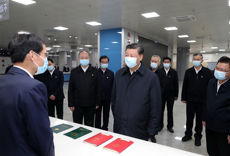 2021年3月23日，習近平在福建三明沙縣農村產(chǎn)權交易中心考察。